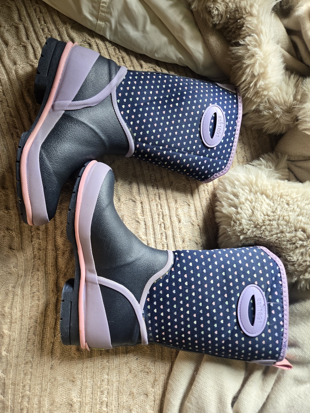 Western Chief Kids Navy Heart Winter Boots with Pink Trim